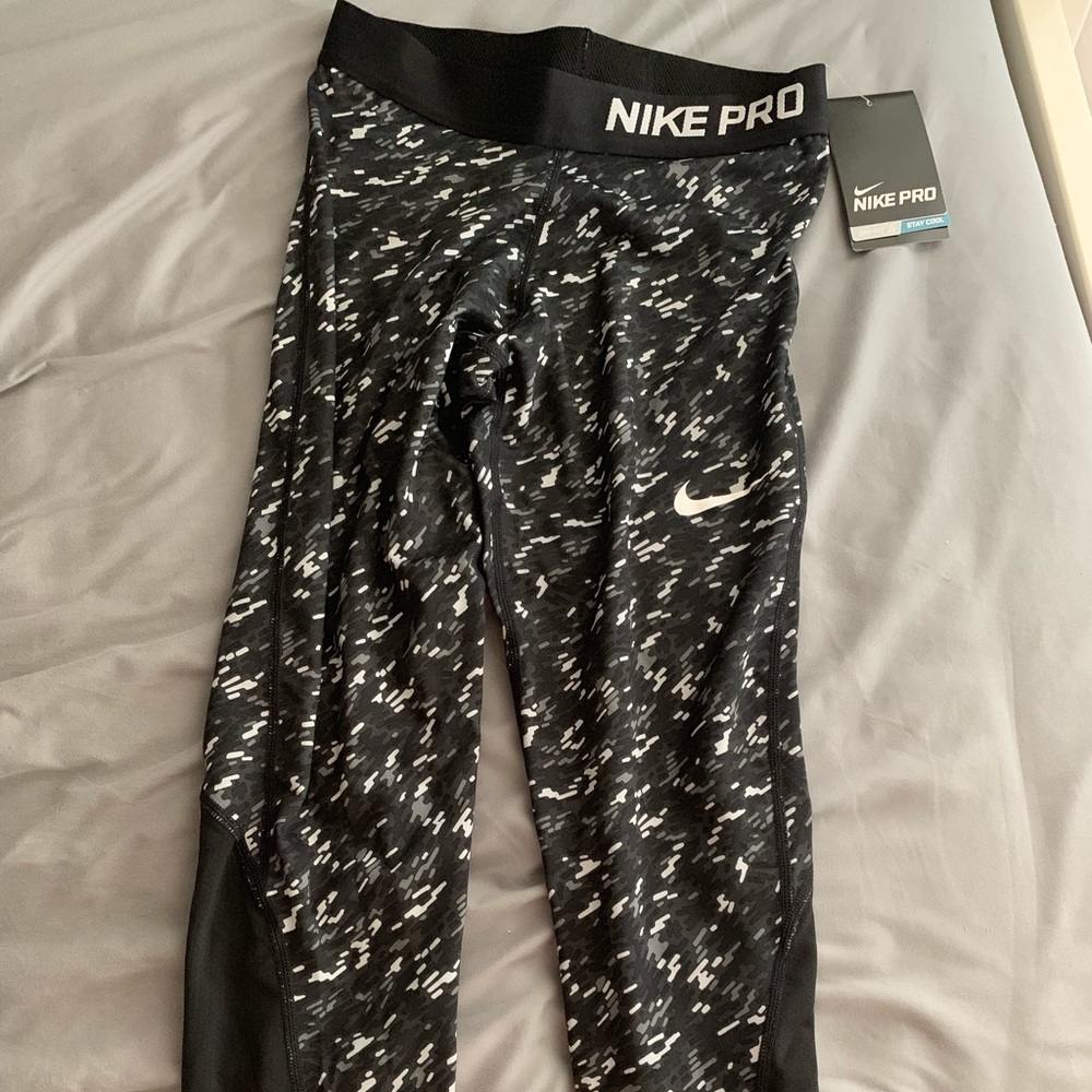 Nike Pro leggings